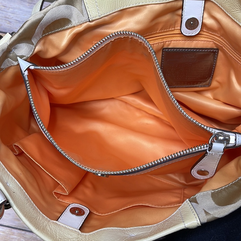 👜Coach Madison Op Art Sateen Carryall - Picture 11 of 16